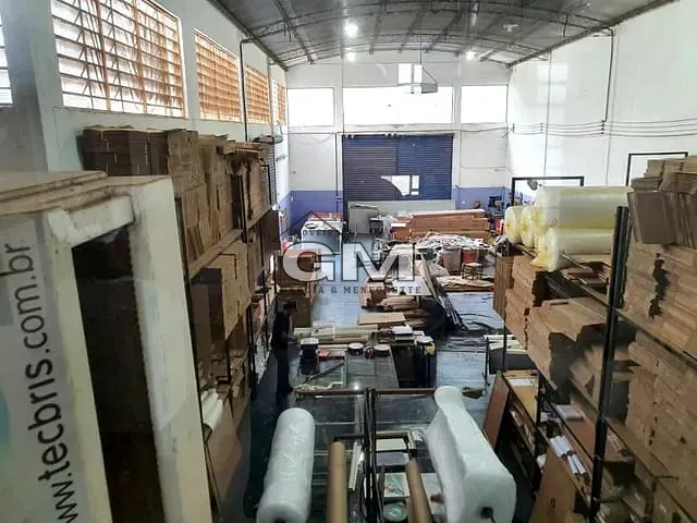 Galpão / Barracão com 471m², à venda, no bairro Jardim Independência em Ribeirão Preto