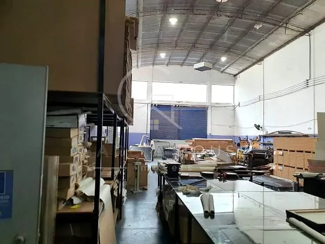 Galpão / Barracão com 471m², à venda, no bairro Jardim Independência em Ribeirão Preto