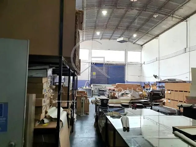 Galpão / Barracão com 471m², à venda, no bairro Jardim Independência em Ribeirão Preto