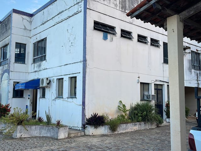Galpão / Barracão à venda, no bairro Ponto Novo em Aracaju