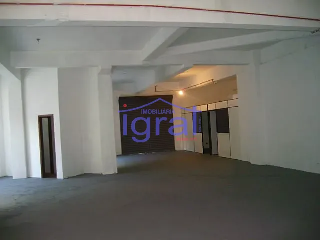Galpão / Barracão com 340m², para alugar, no bairro Jardim Luso em São Paulo