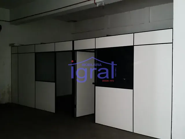 Galpão / Barracão com 340m², para alugar, no bairro Jardim Luso em São Paulo