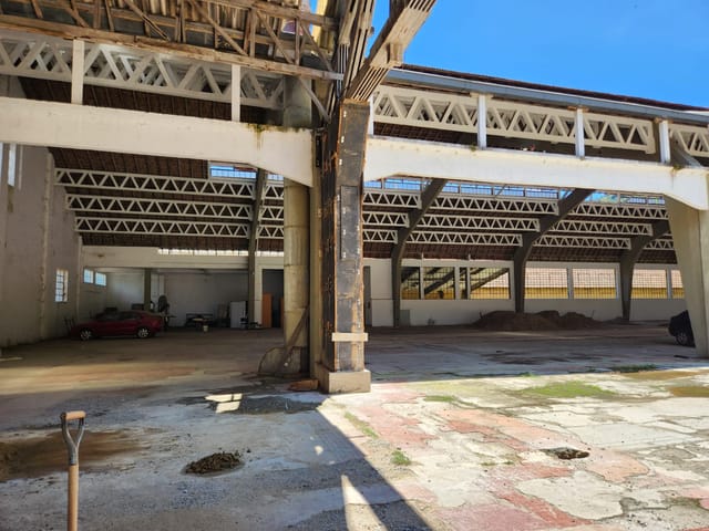 Galpão / Barracão para alugar, no bairro Itamarati em Petrópolis