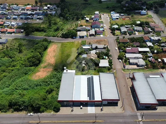 Galpão / Barracão com 372m², para alugar, no bairro Canabarro em Teutônia