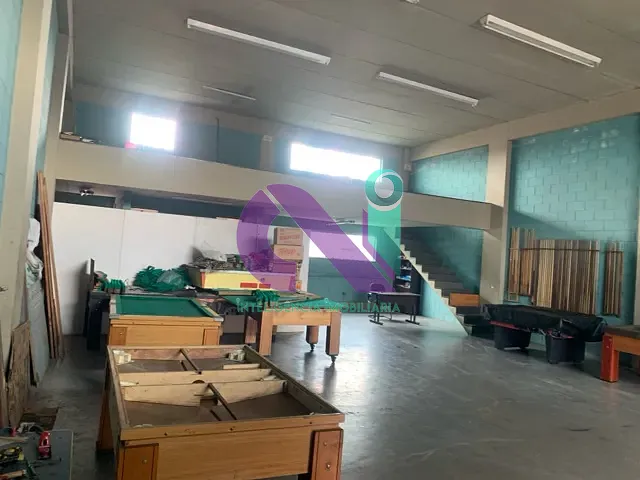 Galpão / Barracão com 185m², para alugar, no bairro Vila Osasco em Osasco