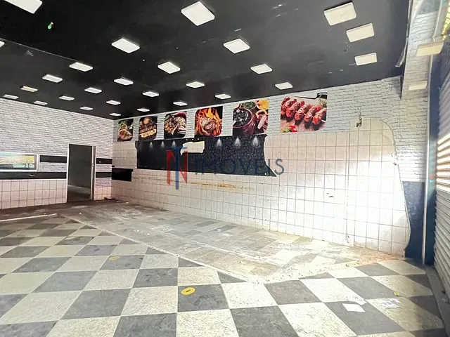 Galpão / Barracão com 252m², à venda, no bairro Centro em Atibaia