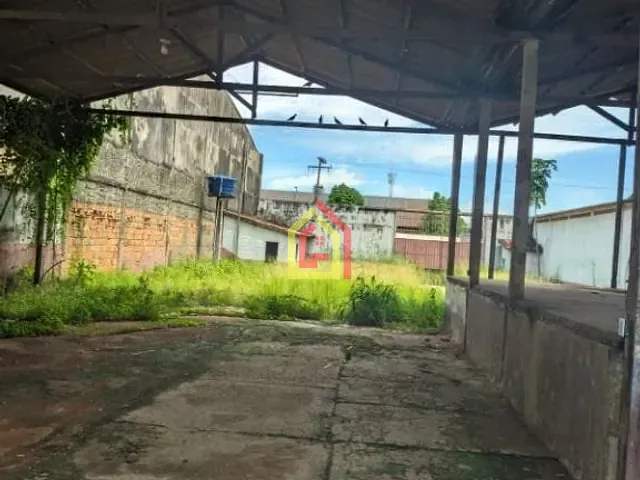 Galpão / Barracão com 1800m², para alugar, no bairro Laranjeiras em Marabá