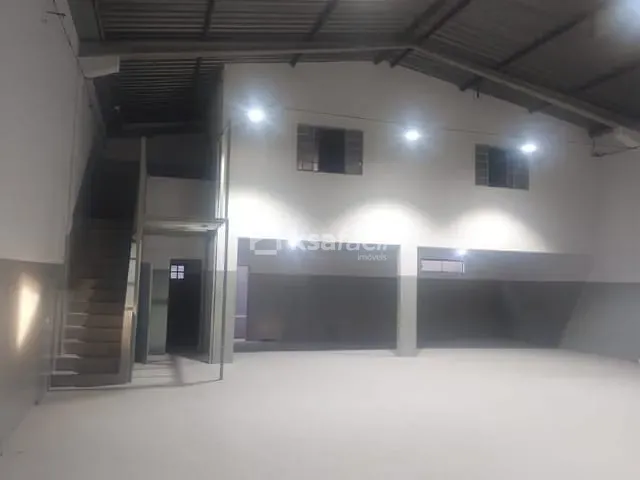 Galpão / Barracão com 504m², para alugar, no bairro Vila Progresso em Campo Grande