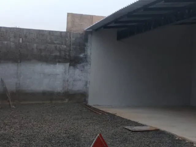 Galpão / Barracão com 220m², à venda, no bairro Residêncial Piamalim em Franca