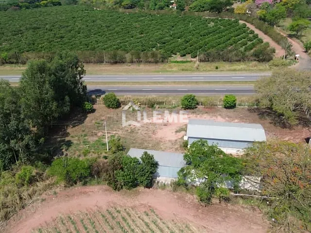 Galpão / Barracão com 3000m², à venda ou para alugar, no bairro Vila Lambari em Mococa