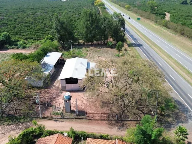 Galpão / Barracão com 3000m², à venda ou para alugar, no bairro Vila Lambari em Mococa