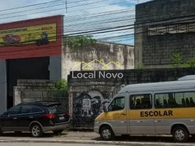 Galpão / Barracão com 1100m², à venda, no bairro Cidade Parque São Luiz em Guarulhos