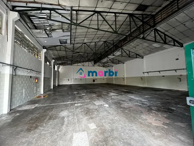 Galpão / Barracão com 900m², à venda, no bairro Vila Margarida em Americana