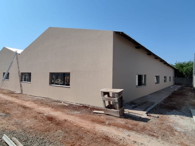 Galpão / Barracão com 1934m², para alugar, no bairro Parque Residencial Manela em Cambé
