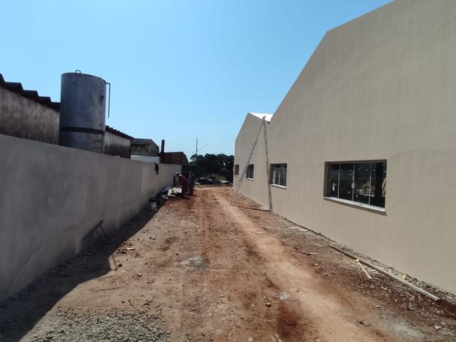 Galpão / Barracão com 1934m², para alugar, no bairro Parque Residencial Manela em Cambé
