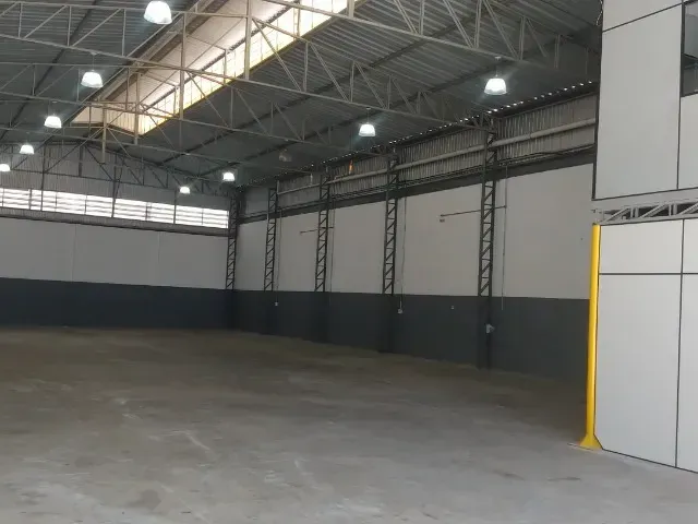 Galpão / Barracão para alugar, no bairro Residencial Estoril em Taubaté