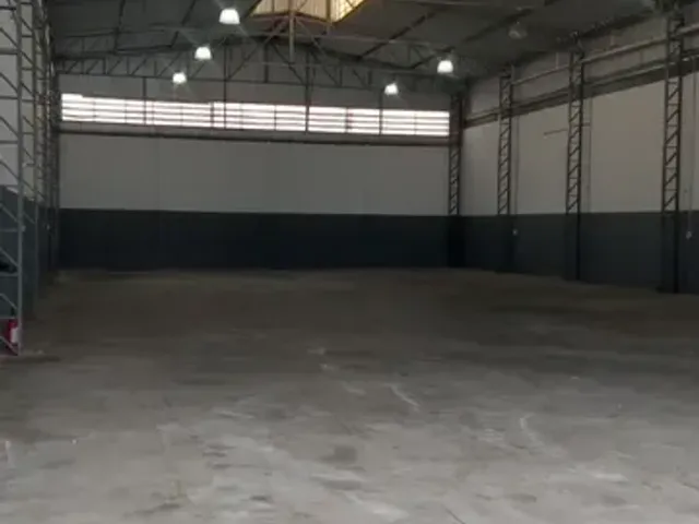Galpão / Barracão para alugar, no bairro Residencial Estoril em Taubaté