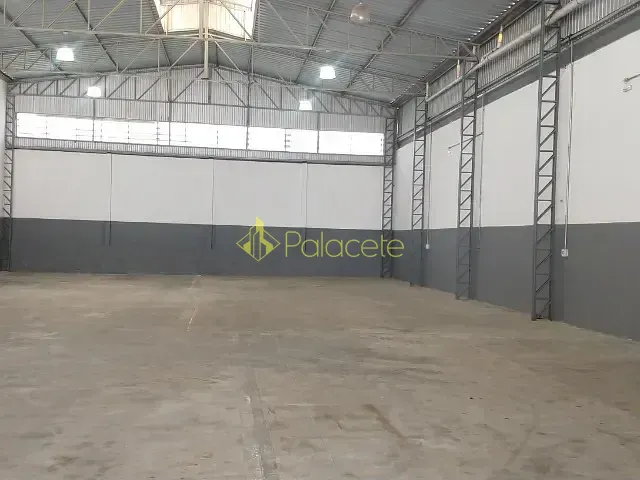 Galpão / Barracão para alugar, no bairro Residencial Estoril em Taubaté