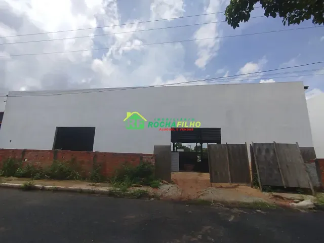 Galpão / Barracão com 960m², para alugar, no bairro Santa Lia em Teresina