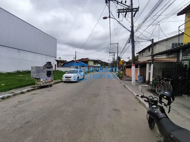 Galpão / Barracão com 699m², para alugar, no bairro Itapeba em Maricá