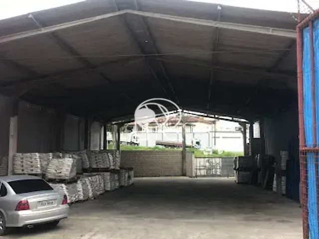 Galpão / Barracão com 635m², para alugar, no bairro Jardim Planalto em Registro