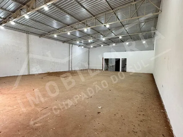 Galpão / Barracão com 312m², à venda ou para alugar, no bairro ESPLANADA III em Chapadão do Sul