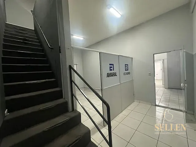 Galpão / Barracão para alugar, no bairro Municípios em Balneário Camboriú