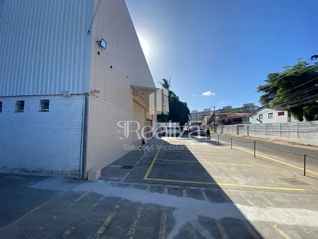 Galpão / Barracão com 1833m², à venda, no bairro São Francisco em Ilhéus