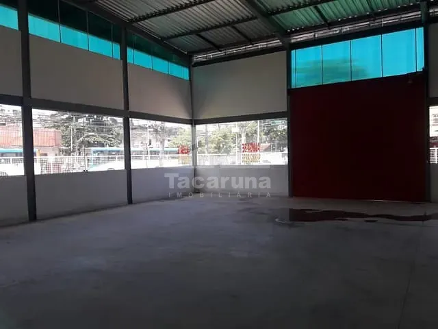 Loja com 1100m², para alugar, no bairro Tamarineira em Recife