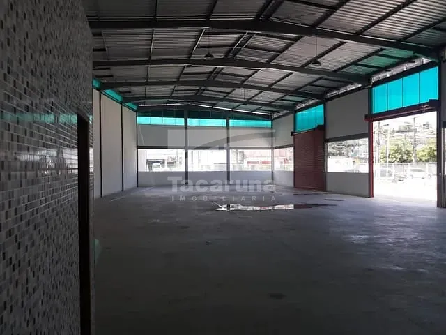 Loja com 1100m², para alugar, no bairro Tamarineira em Recife