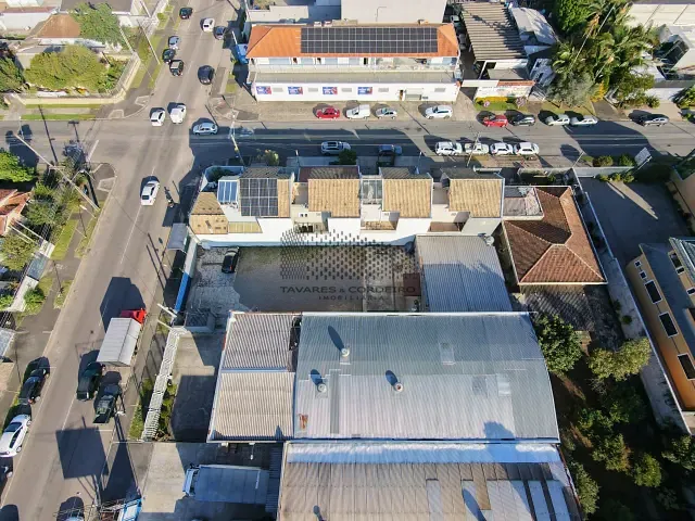 Galpão / Barracão com 1440m², para alugar, no bairro Hauer em Curitiba