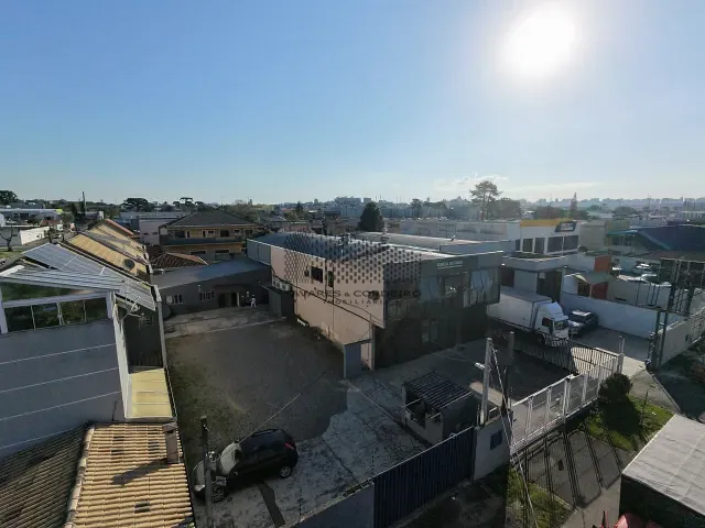 Galpão / Barracão com 1440m², para alugar, no bairro Hauer em Curitiba