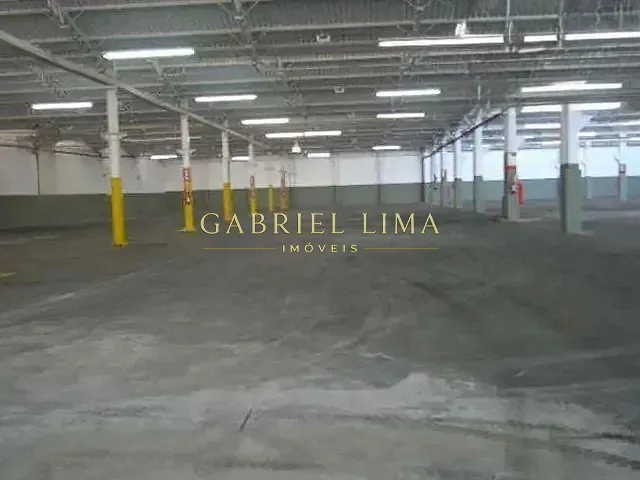 Galpão / Barracão com 1000m², para alugar, no bairro Parque Residencial Eloy Chaves em Jundiaí