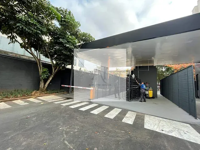 Galpão / Barracão com 510m², para alugar, no bairro Vila Anastácio em São Paulo