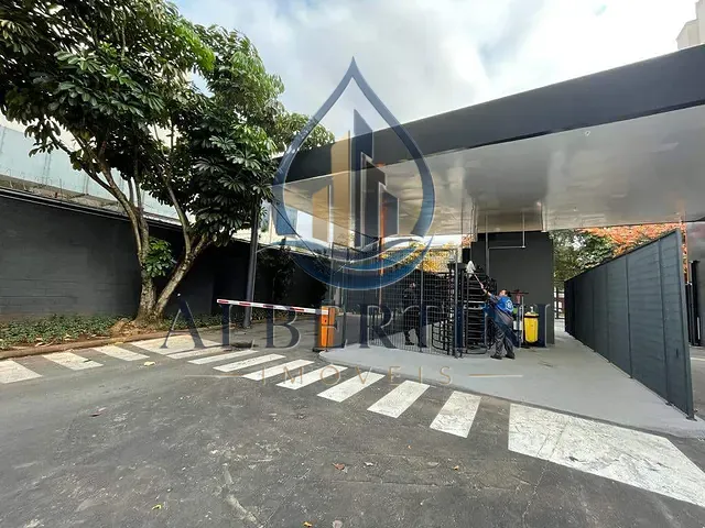Galpão / Barracão com 510m², para alugar, no bairro Vila Anastácio em São Paulo