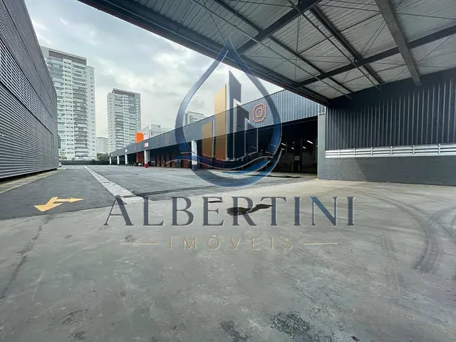 Galpão / Barracão com 510m², para alugar, no bairro Vila Anastácio em São Paulo