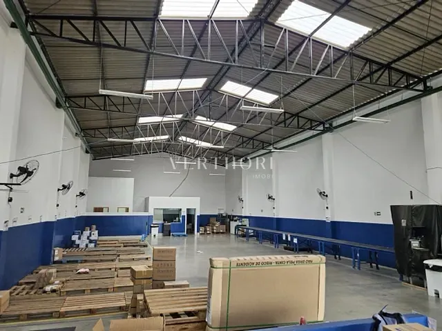 Galpão / Barracão com 500m², à venda, no bairro Centro em Londrina