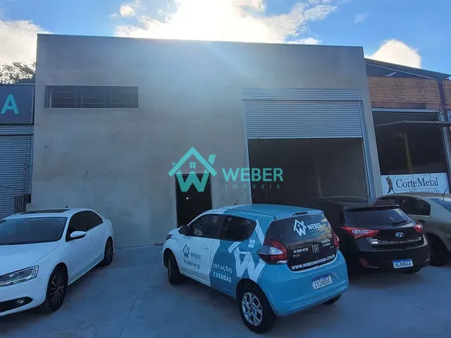 Galpão / Barracão com 360m², para alugar, no bairro Rondônia em Novo Hamburgo