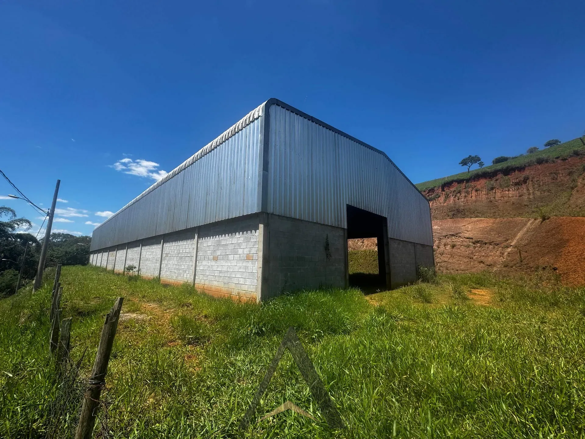 Depósito-Galpão, 1000 m² - Foto 1
