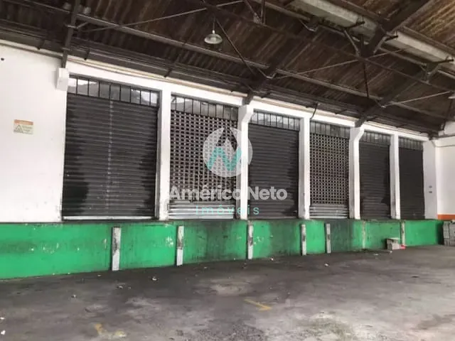 Galpão / Barracão com 2760m², para alugar, no bairro Jardim Ibitirama em São Paulo