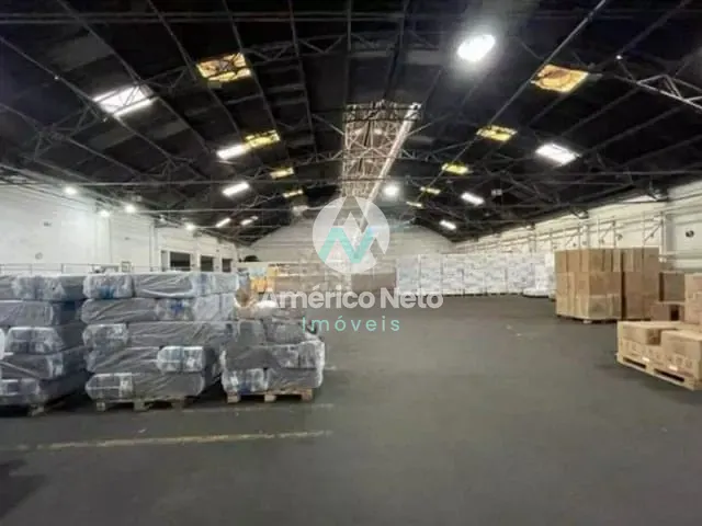 Galpão / Barracão com 2760m², para alugar, no bairro Jardim Ibitirama em São Paulo