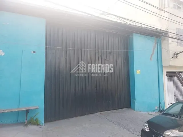 Galpão / Barracão com 250m², para alugar, no bairro Vila Ivg em São Paulo