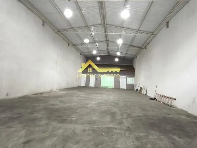 Galpão / Barracão com 300m², à venda, no bairro Jardim São Geraldo em Guarulhos