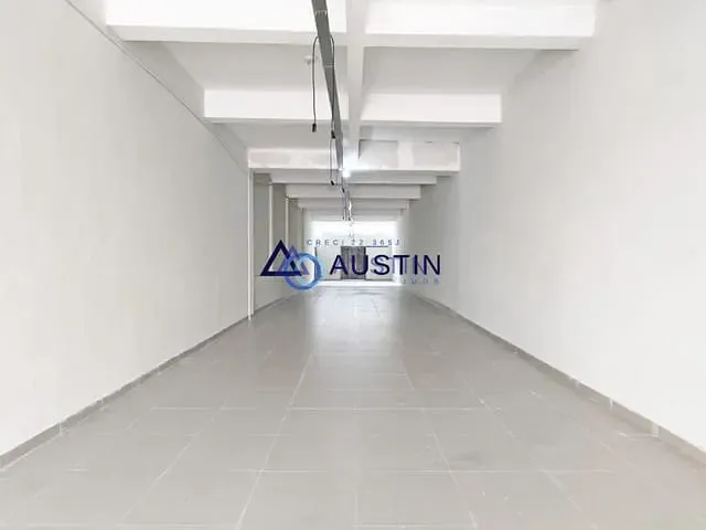 Galpão / Barracão com 270m², para alugar, no bairro Pinheiros em São Paulo