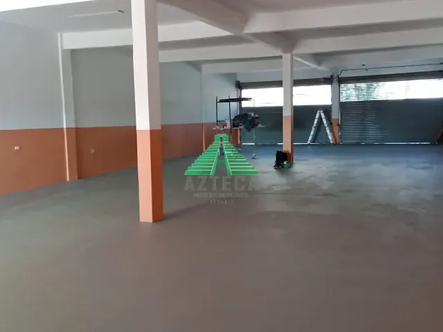 Loja com 440m², para alugar, no bairro Penha de França em São Paulo