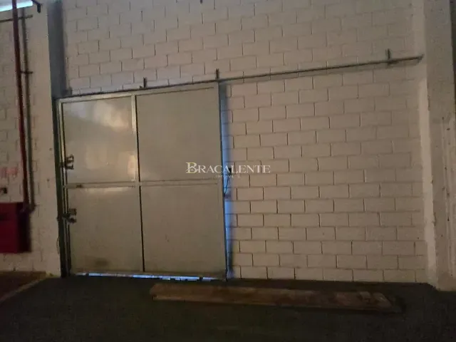 Galpão / Barracão com 812m², à venda ou para alugar, no bairro Joapiranga em Valinhos