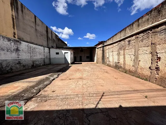 Galpão / Barracão com 300m², à venda, no bairro Boa Vista em Anápolis