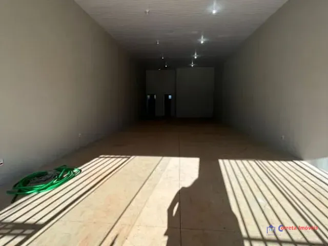 Galpão / Barracão com 150m², para alugar, no bairro Santos Dumont em Três Lagoas