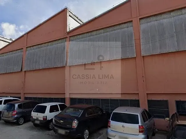 Galpão / Barracão com 2870m², à venda, no bairro Canindé em São Paulo