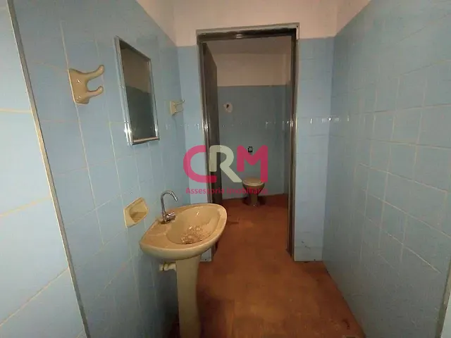 Galpão / Barracão com 140m², para alugar, no bairro Villa Romana em Taquaritinga